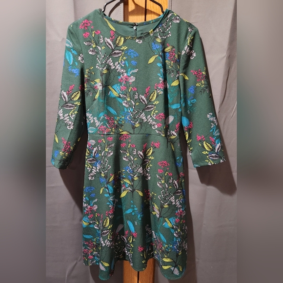 Banana Republic Floral Green Dress - Picture 7 of 9